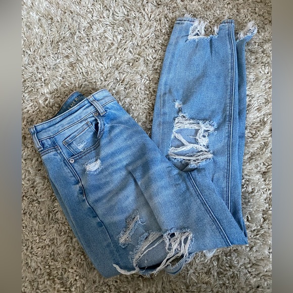 American Eagle Mom Jeans - Picture 2 of 8
